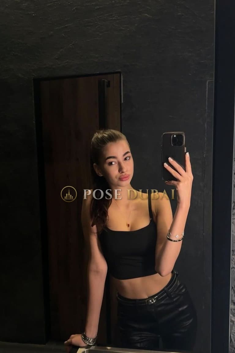 Vera, 23, escort in Dubai — Russian, 170 cm (photo 1 of 15)